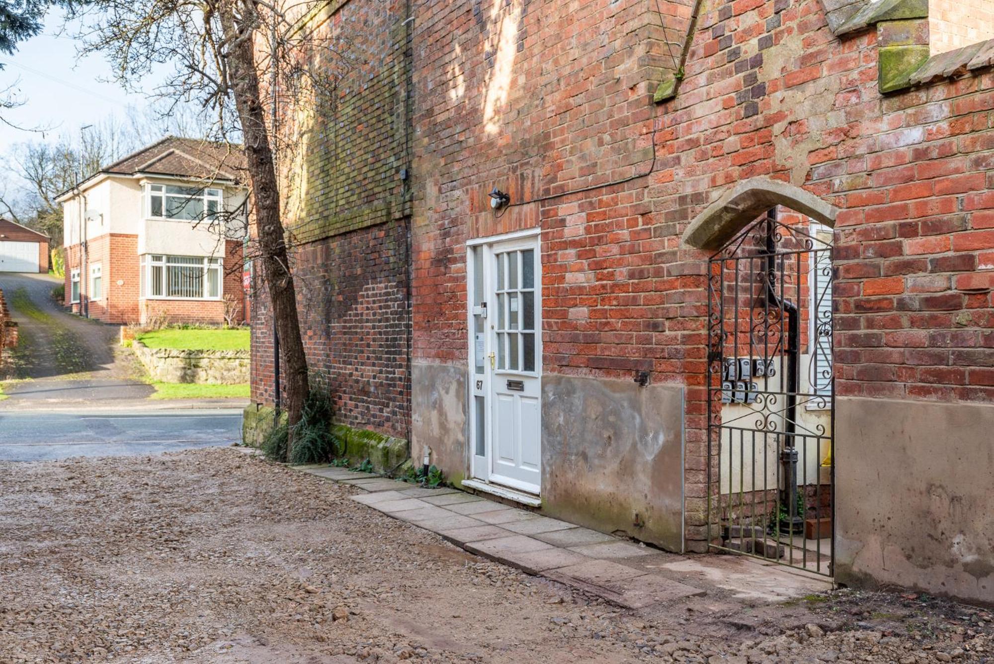 Airfield Manor Pensionat Castle Donington Exteriör bild